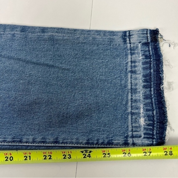 NWT Forever 21 Women’s Blue Jeans Sz 4 (27) Light Wash Mid-Rise Curved Straight - Picture 16 of 16